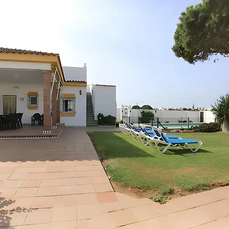 Chalet Con Piscina Privada Y Zona De Barbacoa *