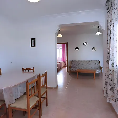 Chalet Con Piscina Privada Y Zona De Barbacoa