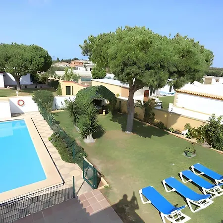 Chalet Con Piscina Privada Y Zona De Barbacoa