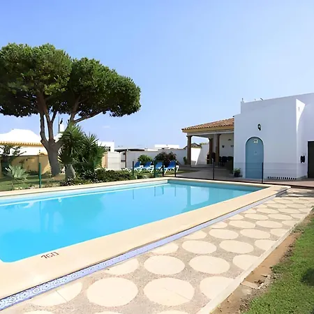 Chalet Con Piscina Privada Y Zona De Barbacoa *